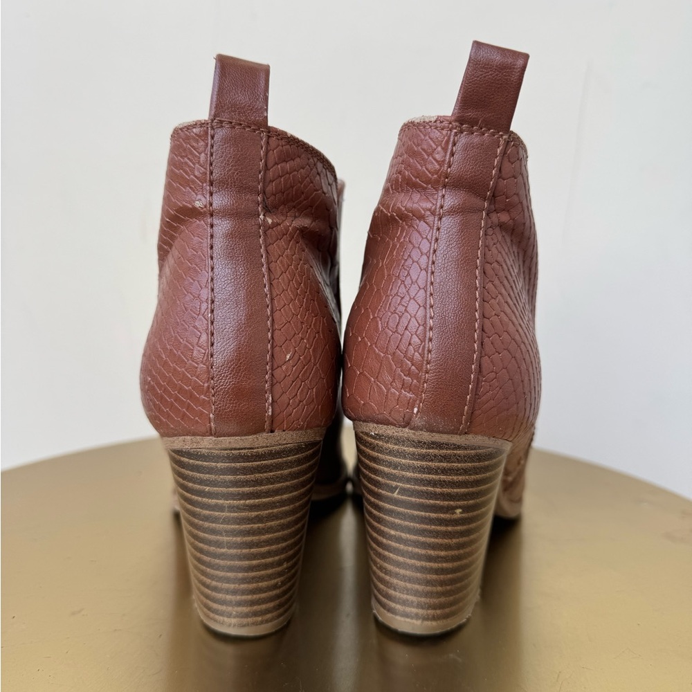 EURO SOFT SAVINA HEELED ANKLE BOOTIES - Picture 3 of 5